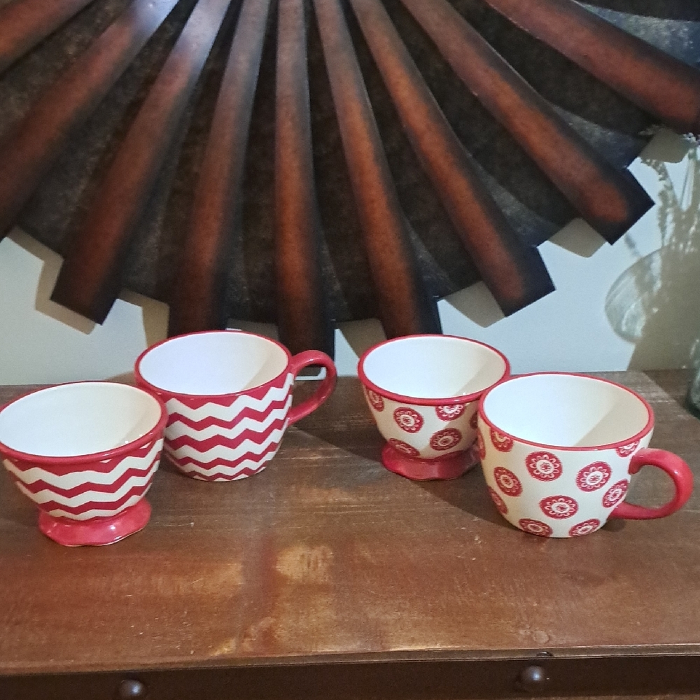 Certified International Red and White Chevron Mugs Set Of 4